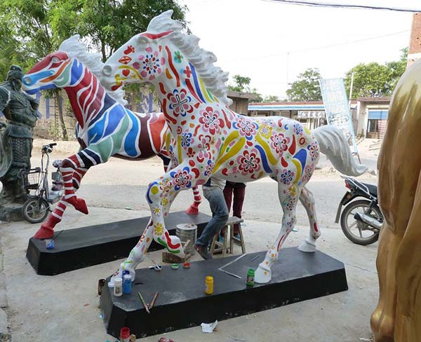 阜陽雕塑廠家制作不銹鋼雕塑都有哪些工藝