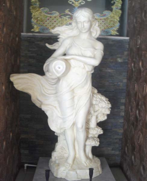 阜陽雕塑廠家簡述藝術品為何會上銹？